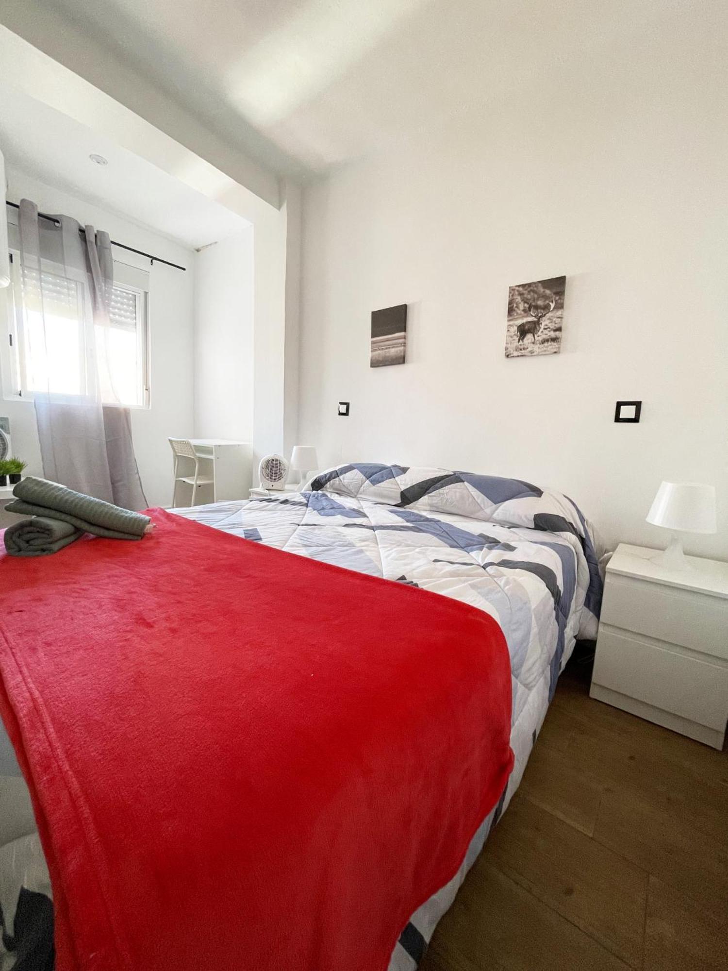 Chill Madrid Apartament エクステリア 写真